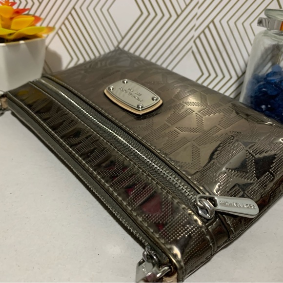 Michael Kors Small Shoulder Bag - Chic and Versatile - 8” x 5” x 1” - Picture 10 of 12